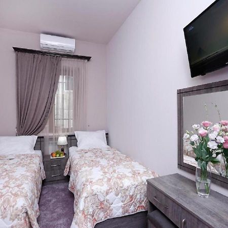 Guesthouse Yerevan Exterior photo